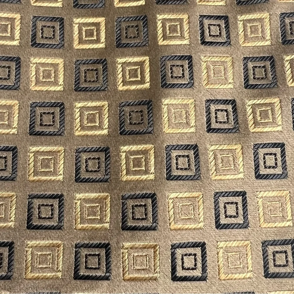 Valerio Garati 100% Silk Handmade Designer Gold‎ Tan Embroidered Business Casual